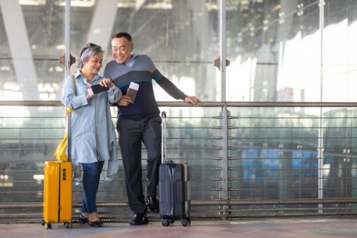 How to Find and Hire a Travel Companion for Elderly